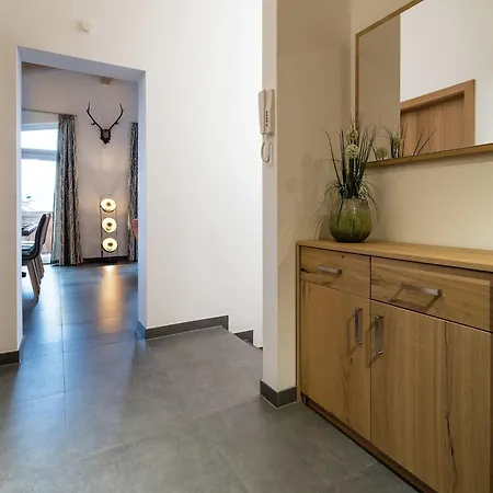 In Near Slopes Alpehytte